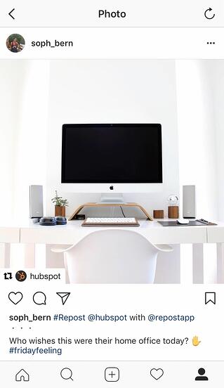 桌面计算机由Hubspot的照片重新发布到Instagram用户Soph_bern